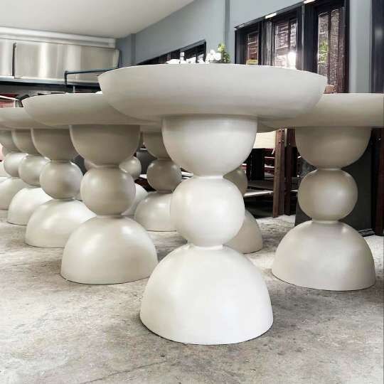 Mallorca fiberglass table